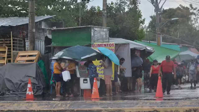 Se esperan chubascos este domingo
