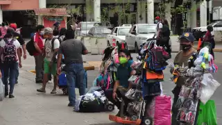 Sólo tienen permiso de trabajar y ofrecer sus productos las personas que cuentan con un puesto en algún mercado