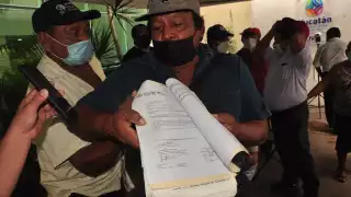 Ejidatarios de Cinco Colonias demandarán al IVEY por el robo de 18 hectáreas; el Director se esconde