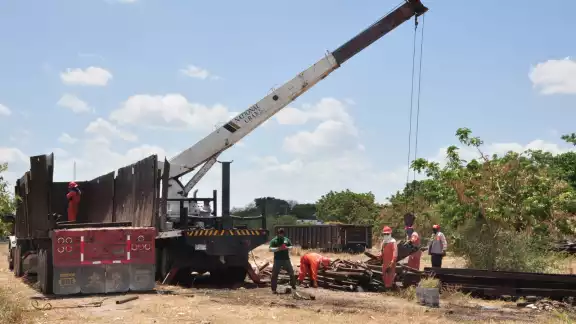 Organizaciones aseguran que los trabajos no han sido expuestos por el IDOM Urbanística, ni por ONU-Habitat, ni por Fonatur. Organizaciones aseguran que los trabajos no han sido expuestos por el IDOM Urbanística, ni por ONU-Habitat, ni por Fonatur.