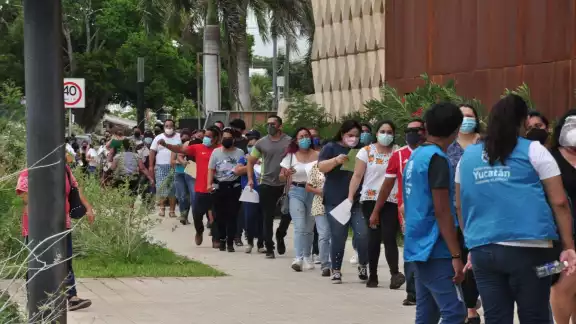 Se espera aplicar 110,500 dosis para cubrir a la población de 60 años y más en Mérida Se espera aplicar 110,500 dosis para cubrir a la población de 60 años y más en Mérida