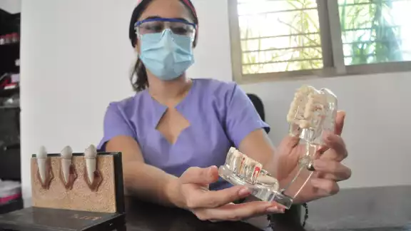 El llamado es que la gente vaya con su médico y se realice una valoración periodontal El llamado es que la gente vaya con su médico y se realice una valoración periodontal