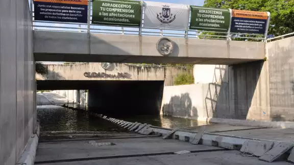 El Paso Deprimido de Mérida cumplirá nueve meses inundado El Paso Deprimido de Mérida cumplirá nueve meses inundado