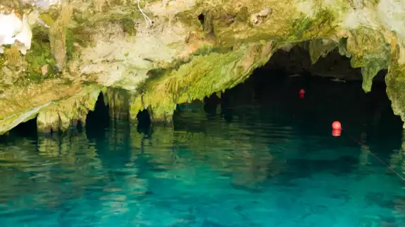 El Gran Cenote espera a los aventureros El Gran Cenote espera a los aventureros