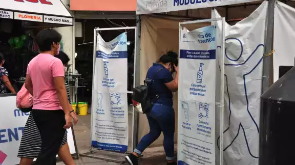 Algunos módulos no cuentan con los motores para dispersar el agente sanitizante Algunos módulos no cuentan con los motores para dispersar el agente sanitizante