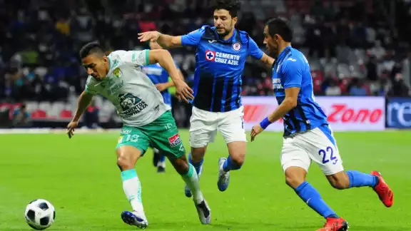 Te decimos qué partidos pendientes hay de Liga MX y cómo podrían influir en la última jornada rumbo al Repechaje y la Liguilla. Te decimos qué partidos pendientes hay de Liga MX y cómo podrían influir en la última jornada rumbo al Repechaje y la Liguilla.