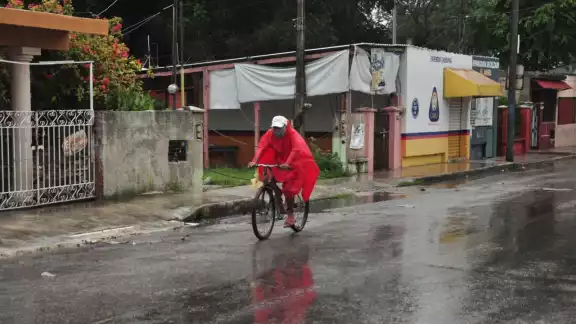 Mérida tendrá chubascos por la onda tropical