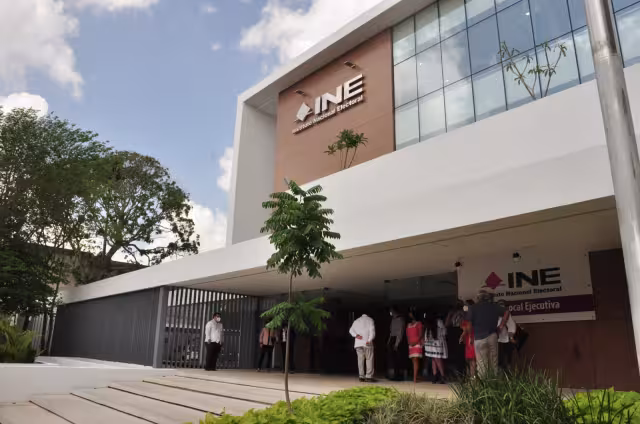 El presidente del Instituto Lorenzo Cordova indicó que el cambio no sólo se llevará a cabo en Yucatán, también podrían sumarse Puebla y Querétaro