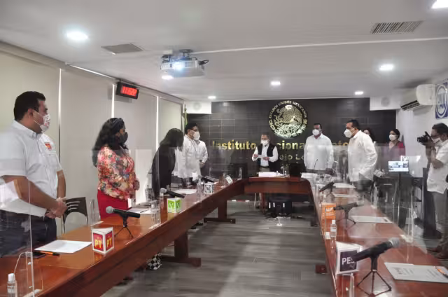 Las credenciales que pierden vigencia en 2019 y 2020 estarán vigentes para votar el próximo 6 de junio