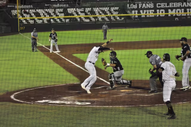 Los Leones de Yucatán viajarán hoy para enfrentar a Piratas de Campeche