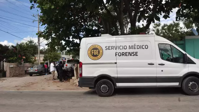 Al lugar arribaron elementos de la Policía Municipal de Kanasín, así como del Servicio Médico Forense