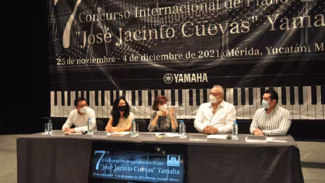 Irina DeCheva, directora del certamen, explicó que solo tres pianistas lograrán pasar a la etapa final