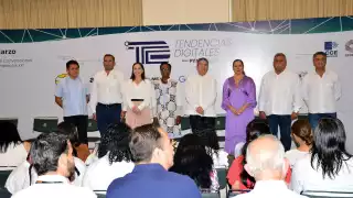 El taller empresarial se desarrolla en el Centro de Convenciones Siglo XXI de Campeche