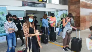 El último día de puente en Campeche presentó gran movilidad de pasajeros en el aeropuerto