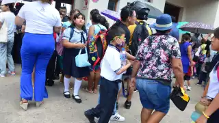 El personal decente retorna una semana antes para tomar cursos intensivos