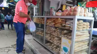 Tener al día el derecho de piso es un requisito para que los locatarios puedan tramitar su licencia de funcionamiento