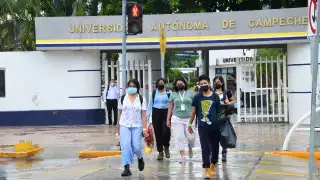 Vivimos en un Estado con 20 años de atraso en comparación con cualquier ciudad del país, estamos en el siglo pasado, dijo