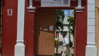 Acusaciones de Layda Sansores se quedan en el aire; sigue sin interponer denuncia oficial