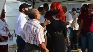 Layda Sansores decidió omitir tres de las empresas en las que tiene participación