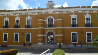 El Ayuntamiento de Campeche registró 10 funcionarios inhabilitados