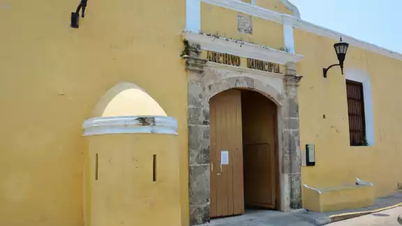 La digitalización del archivo histórico de Campeche registra un avance del 40 por ciento La digitalización del archivo histórico de Campeche registra un avance del 40 por ciento