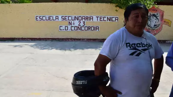 Los padres de la menor piden al docente que ofrezca una disculpa pública Los padres de la menor piden al docente que ofrezca una disculpa pública