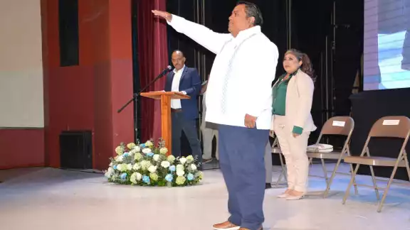 El evento fue en el teatro 'Juan de la Cabada' El evento fue en el teatro 'Juan de la Cabada'