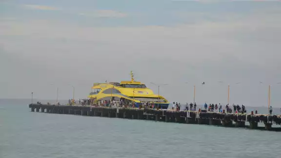 Estos seran los horarios para los dias festivos en el ferry