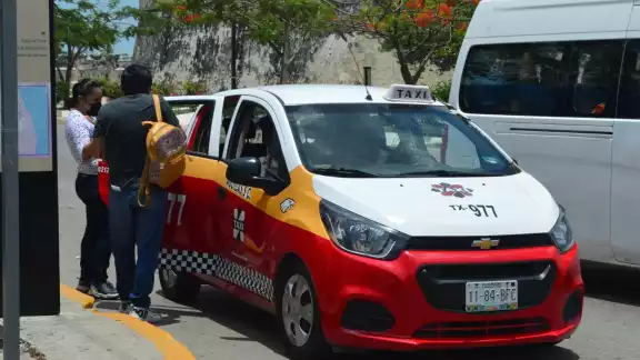 Taxis de Campeche esperan alta demanda en los próximos meses