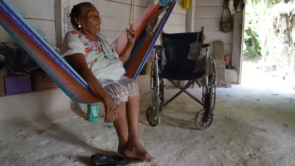 De acuerdo al Inegi, son más de 200 mil personas mayores de tres años que hablan alguna lengua indígena en Quintana Roo De acuerdo al Inegi, son más de 200 mil personas mayores de tres años que hablan alguna lengua indígena en Quintana Roo