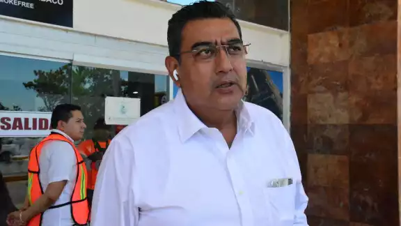 Sergio Salomón, gobernador de Puebla, asistirá al Informe de Layda Sansores Sergio Salomón, gobernador de Puebla, asistirá al Informe de Layda Sansores