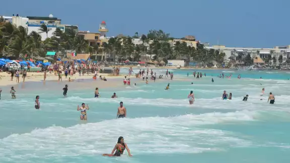 Piden a los turistas acudir con agencias confiables