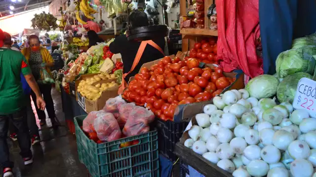 La mayoría de las frutas y verduras presentan variación en precios