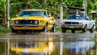 Los carros clásicos recorren los principales puntos turísticos de la Península de Yucatán