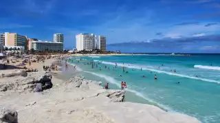 El municipio con gran afectación es Tulum con cuatro playas con recale de sargazo muy alto