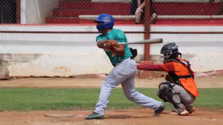Agujas de Hopelchén apalean a Guerreros de Iturbide en la Liga Chenera de Beisbol