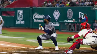 El Águila de Veracruz doma a los Tigres de Quintana Roo para llevarse la victoria en casa