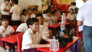 Destituyen a docente por maltrato infantil en ciclo escolar 2024-2025