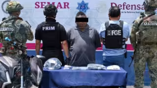 Motociclista detenido es relacionado con 25 robos violentos en Cancún