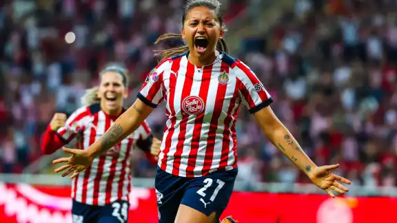 Las chivas rayadas del Guadalajara enfrentan a Pachuca en la final de la Liga MX Femenil Las chivas rayadas del Guadalajara enfrentan a Pachuca en la final de la Liga MX Femenil