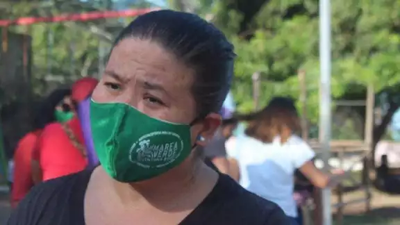 Ariadne Song, quien es integrante de la Red Feminista Quintanarroense, aseguró que le han causado daños a su casa y a su automóvil en Chetumal Ariadne Song, quien es integrante de la Red Feminista Quintanarroense, aseguró que le han causado daños a su casa y a su automóvil en Chetumal
