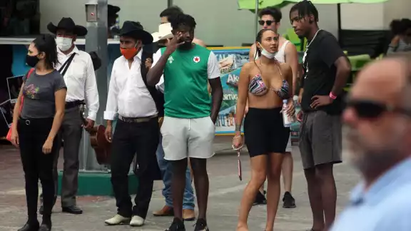 Lo turistas extranjeros detenidos, corresponden a tres municipios de la Zona Norte de Quintana Roo Lo turistas extranjeros detenidos, corresponden a tres municipios de la Zona Norte de Quintana Roo