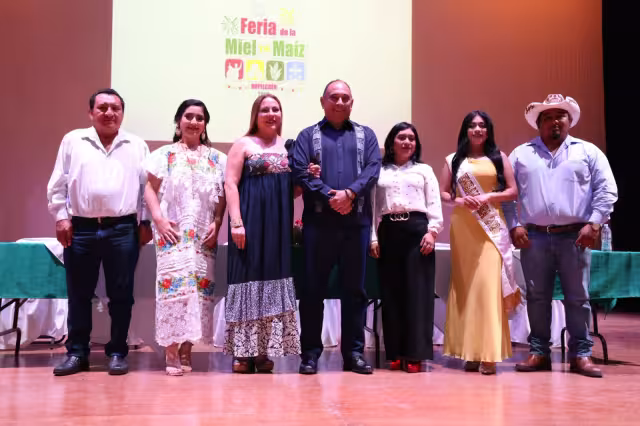 Los detalles de la feria fueron presentados en una conferencia.