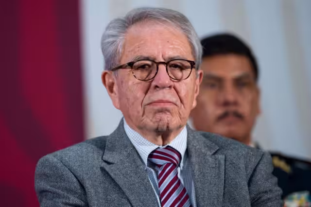 "Mañana se trabajarán detalles, no sólo con se Secretaría de Educación Pública (SEP), sino con el gobierno de Campeche", aseguro