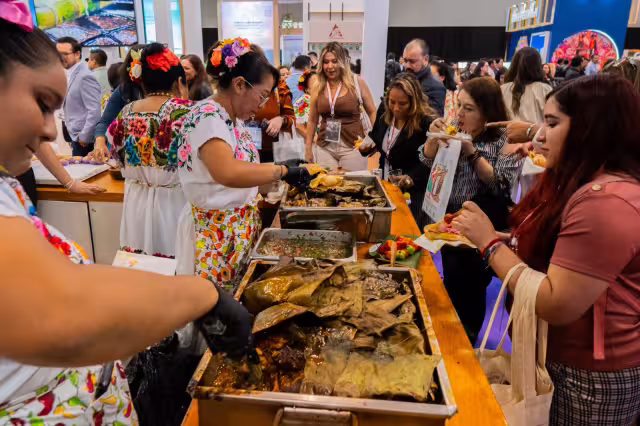 La estrategia del Fideture inició con un grupo de invitados a experimentar un Yucatán renovado