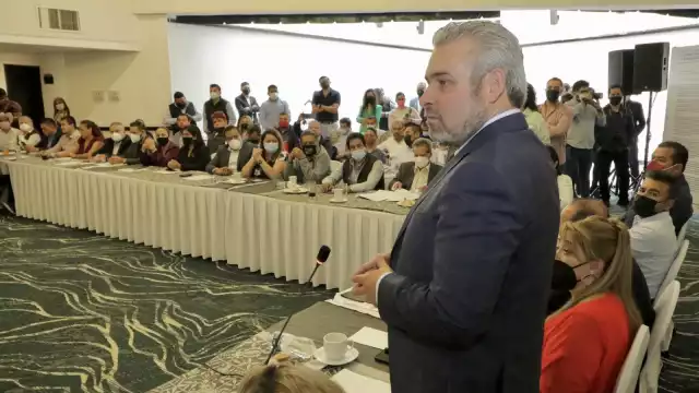 Alfredo Ramírez sustituirá a Silvano Aureoles como gobernador de Michoacán