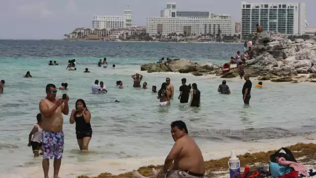 Playas de Cancún, posible foco de contagio