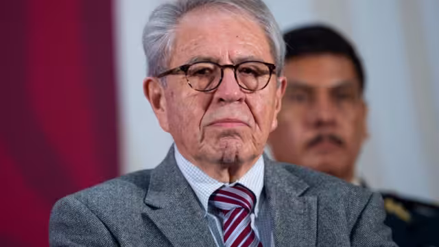 "Mañana se trabajarán detalles, no sólo con se Secretaría de Educación Pública (SEP), sino con el gobierno de Campeche", aseguro