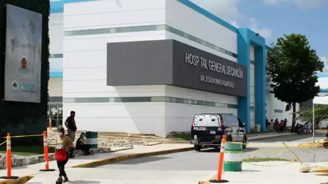 El taxista herido por arma de fuego fue trasladado al Hospital General de Cancún luego del hecho, pero no sobrevivió