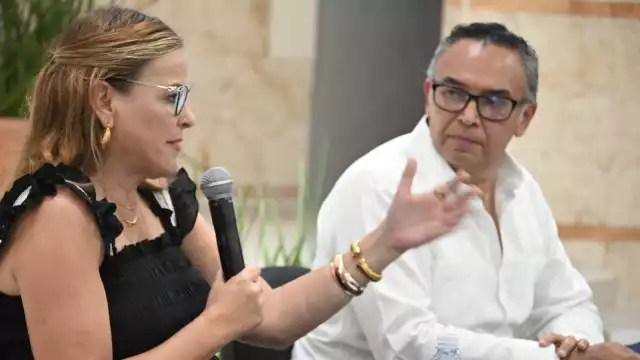 Expone Cecilia Patrón avances del Ayuntamiento ante constructores de CMIC